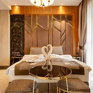 Otel Santra