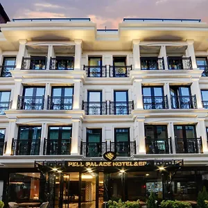 Otel Pell Palace &